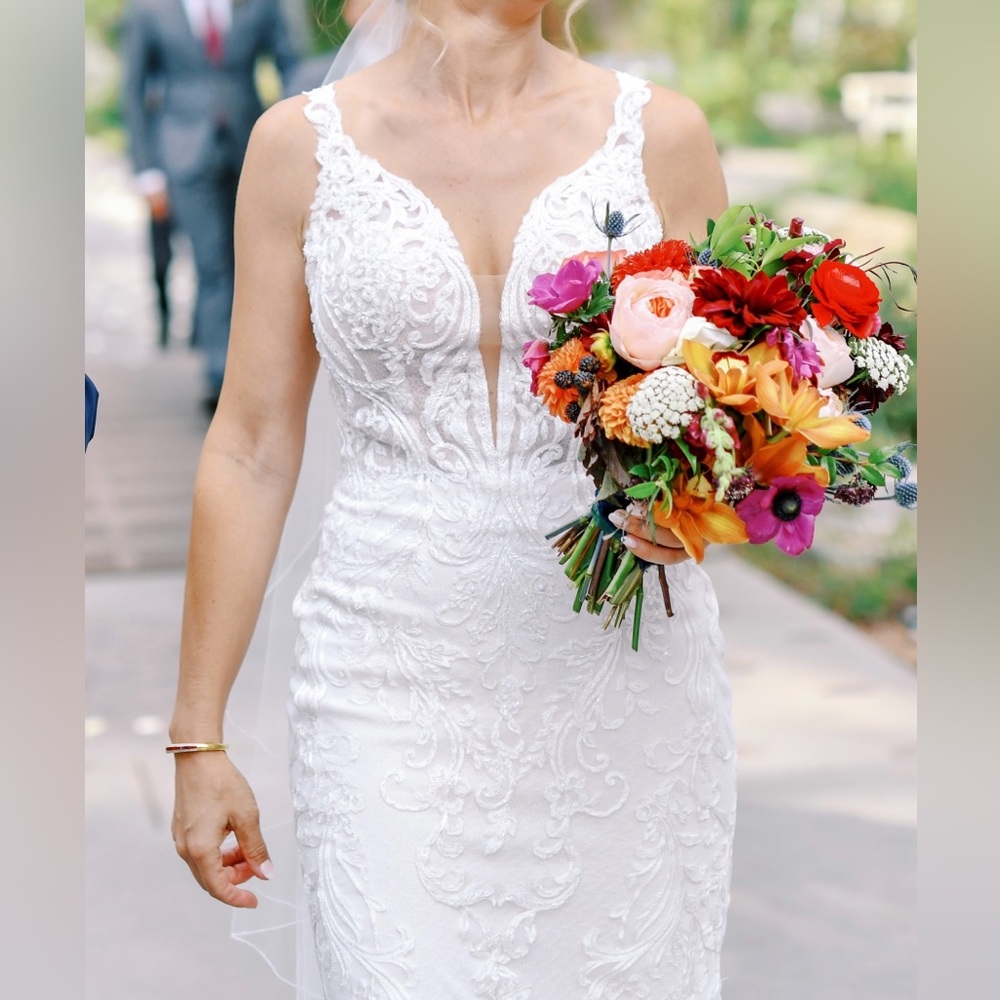 Maggie Sottero Hamilton Wedding Dress - Picture 3 of 9
